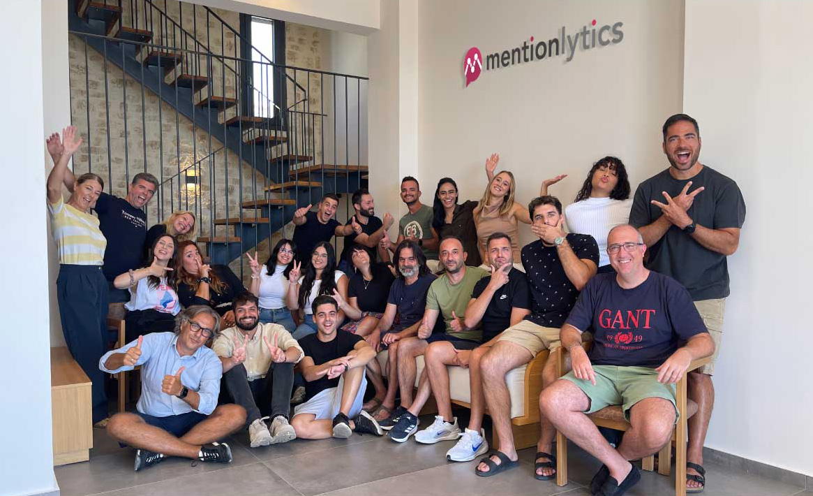 Mentionlytics' team 2025